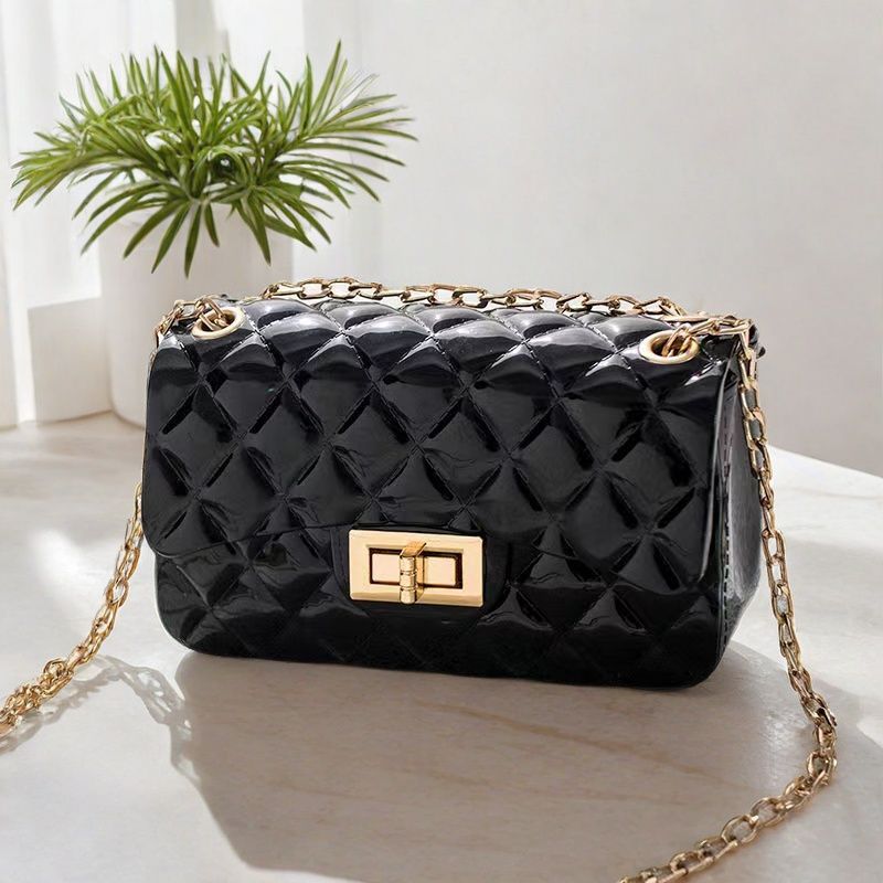 New classic diamond chain bag fashion trend shoulder bag small fragrant style jelly bag women's versatile oblique span bag