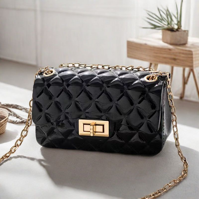 New classic diamond chain bag fashion trend shoulder bag small fragrant style jelly bag women's versatile oblique span bag