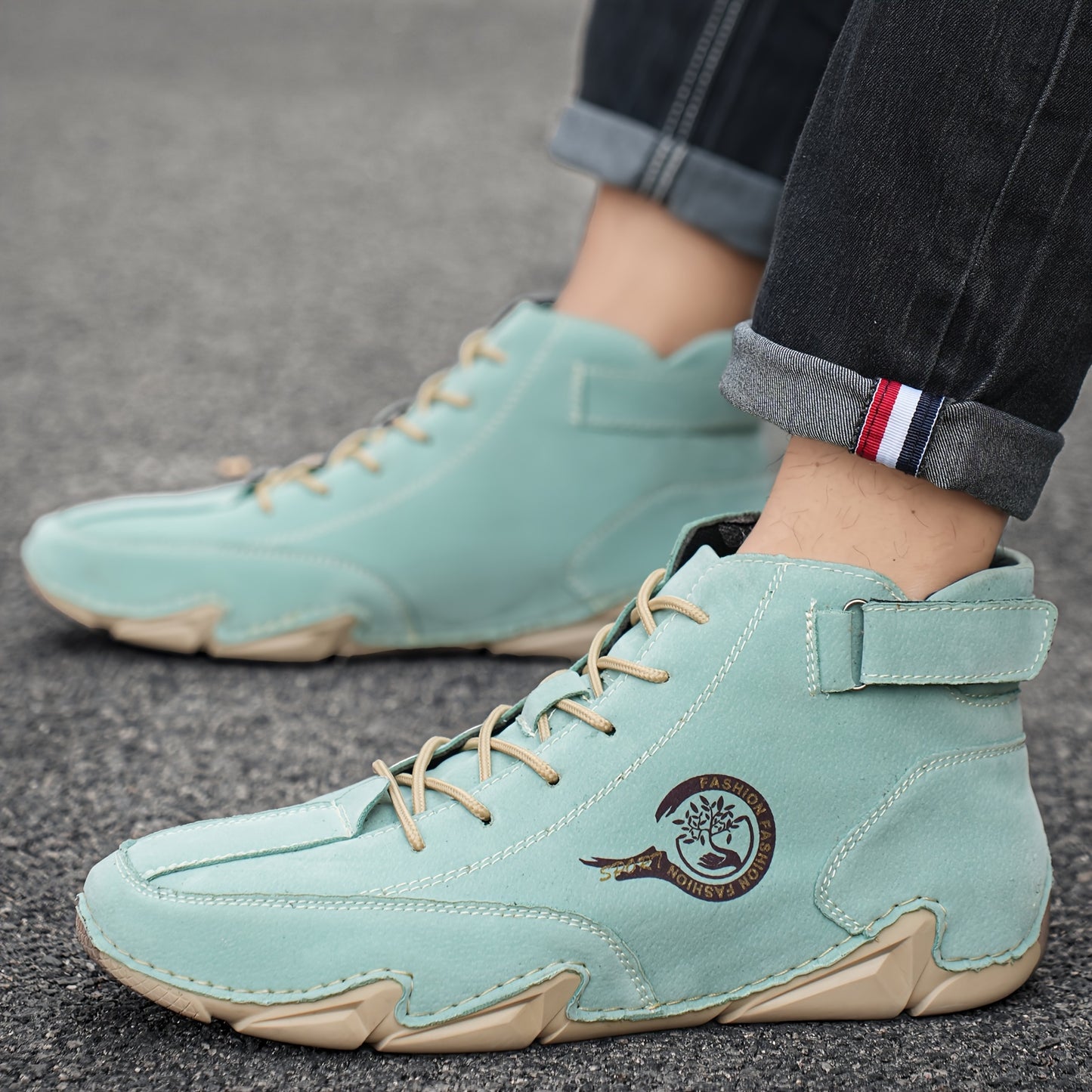 Men's Cross Border Large Boots Octopus Sole Business Medium High Bang Autumn and Winter New High End Fashion Trend British Leisure Mountaineering Shoes Snow Boots Warm Multi Color Optional Counter Durable and Anti Slip Personality