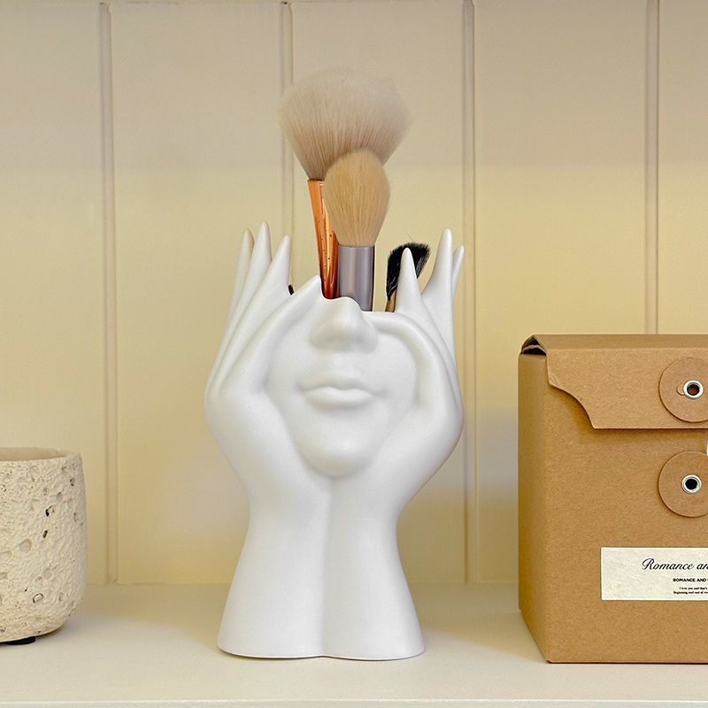 ins style abstract face pen holder ornament artistic sense office desktop decoration shelf makeup brush storage cylinder