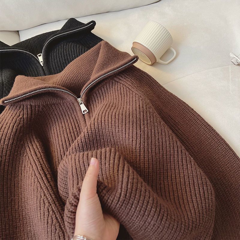 Thickened knitted 2024 autumn and winter new age-reducing design zipper loose and thin lapel lazy sweater top women