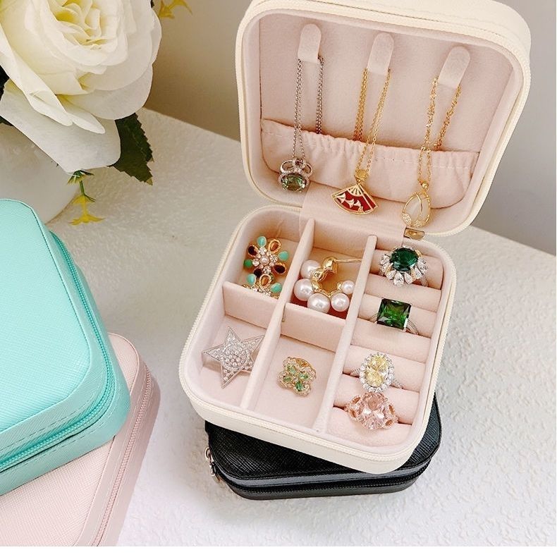 Storage box Portable jewelry box Travel accessories Korean version Antioxidant necklace Small ring stud earrings Simple jewelry