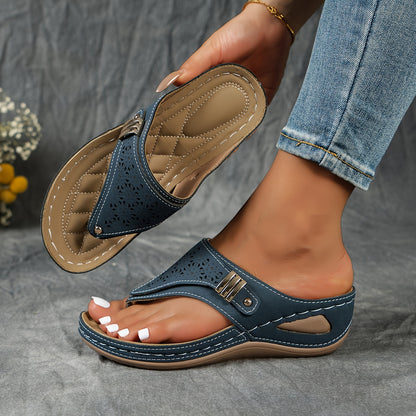 Women'S Stylish Wedge Flip-Flops - Comfortable Arch Support, Breathable Outdoor Sandals - Trendy, Versatile, Soft Sole, Easy for Everyday Wear.