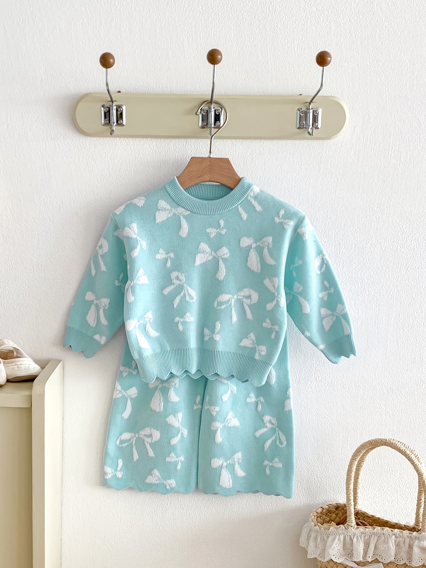 Baby Girl Sweater Set Autumn And Winter Baby Bow All-Over Print Wide-Leg Knit Two-Piece Set, for Outdoor
