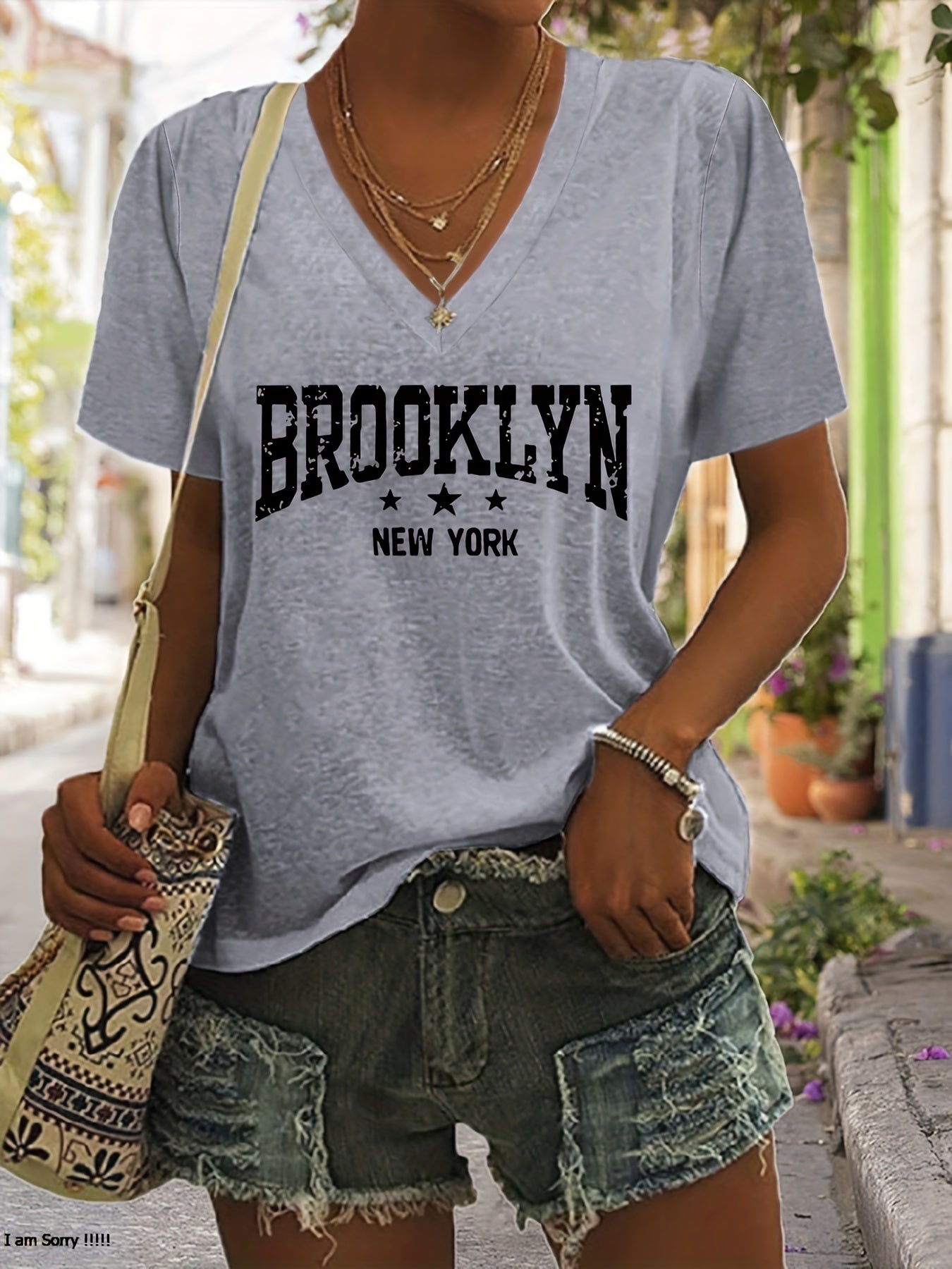 Women's V-neck T-shirt with Alphabet Print