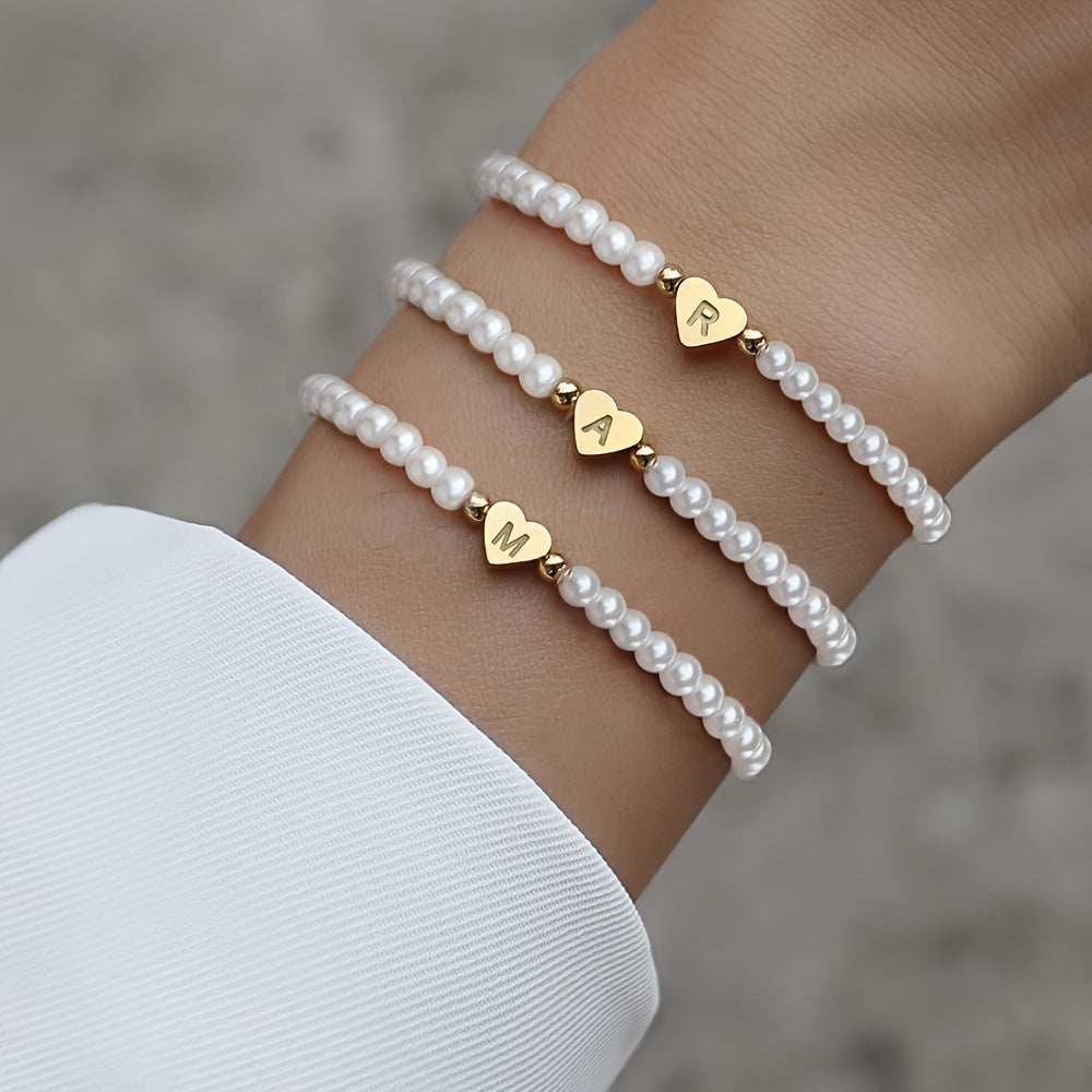 Hot Classic A-Z Heart Lnitial Letter Bracelet Women Temperament Lmitation Imitation Pearl Bead Bracelet for Women Jewelry Gift