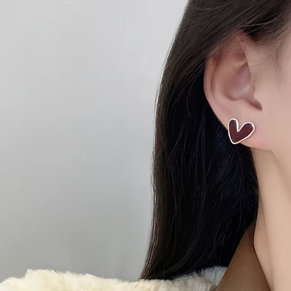[Elegant Design] 1 Pair Elegant Red Heart Stud Earrings | Zinc Alloy | for Women | Chic and Simple Design | Casual Attire or Gifting