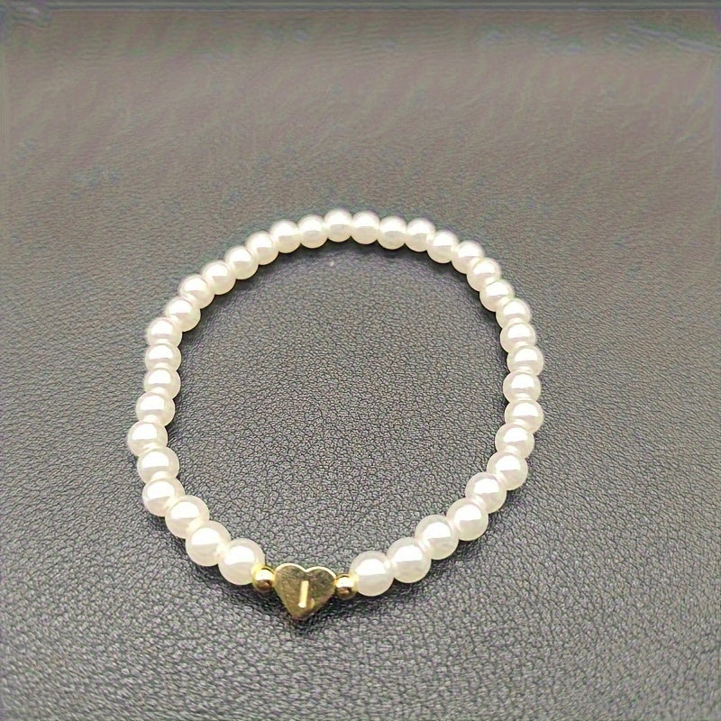 Hot Classic A-Z Heart Lnitial Letter Bracelet Women Temperament Lmitation Imitation Pearl Bead Bracelet for Women Jewelry Gift