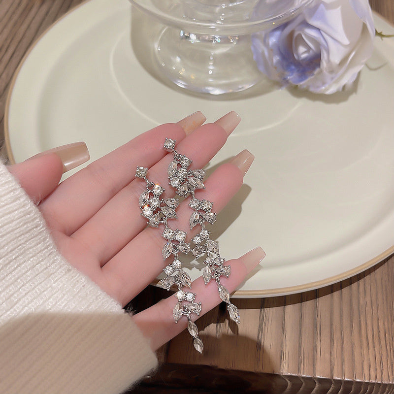 Stylish Luxury Rhinestone Long Tassel Earrings with Sparkling Gems