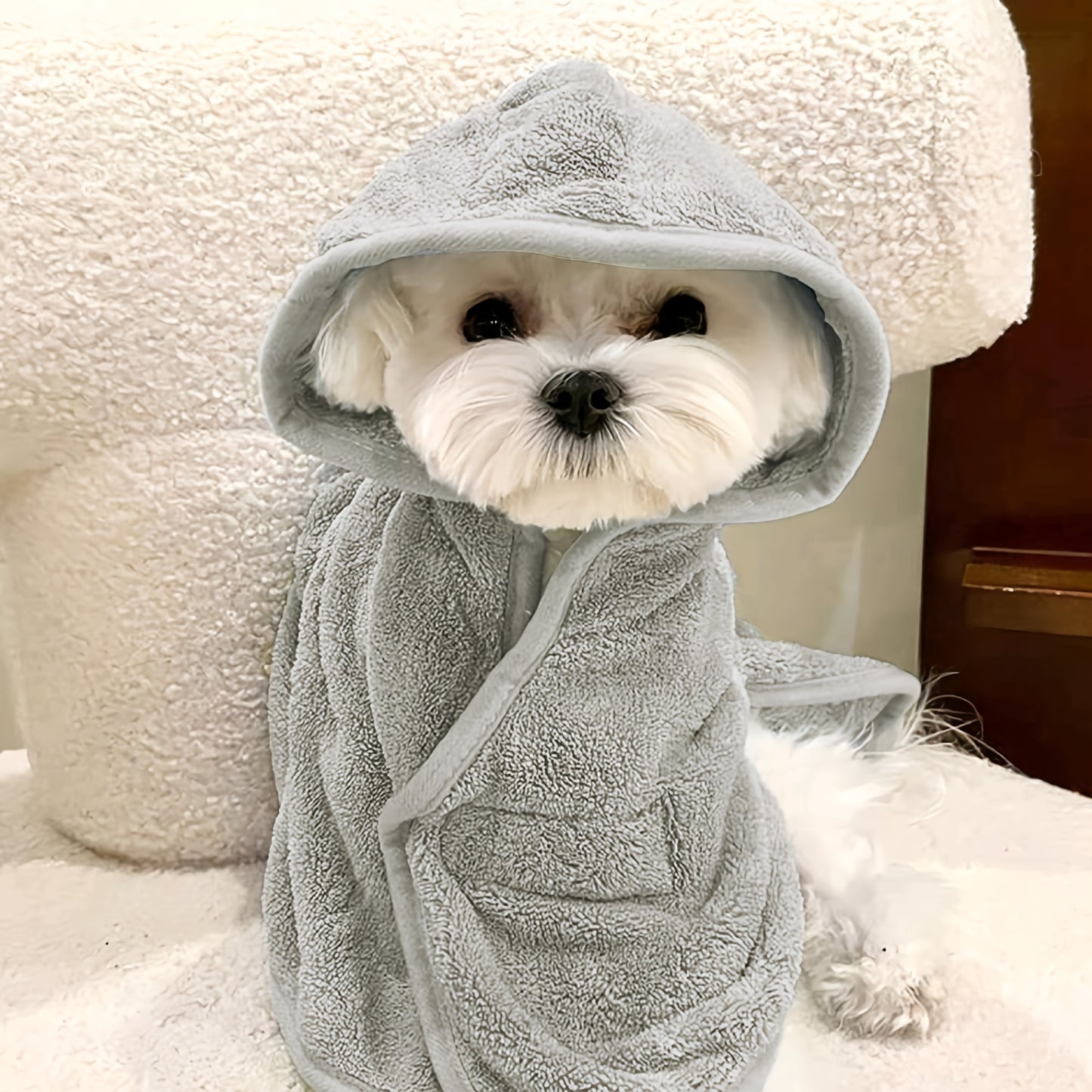 [Ultra-Soft Pet Bathrobe] Ultra-Soft Pet Bathrobe for Small & Medium Dogs & Cats | Quick-Dry, All-Season, Lightweight Design with Safety Closure, Easy-Button Entryway, Machine Washable, Cozy Fleece-Lined for Warmth
