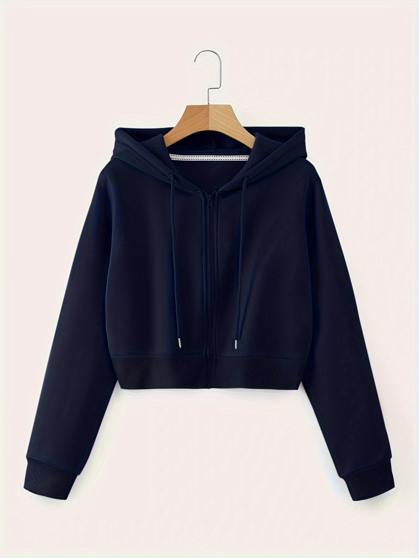 Women'S Casual Zip-Up Hoodie - Long Sleeves, Solid Color Design, Featuring Front Pockets, Made in a Regular Fit. A Stylish Choice for Autumn And Winter. Casual Wear | Hooded Sweatshirt | Zip Closure, Hoodie