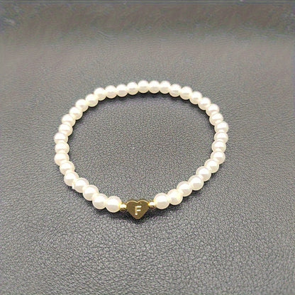 Hot Classic A-Z Heart Lnitial Letter Bracelet Women Temperament Lmitation Imitation Pearl Bead Bracelet for Women Jewelry Gift
