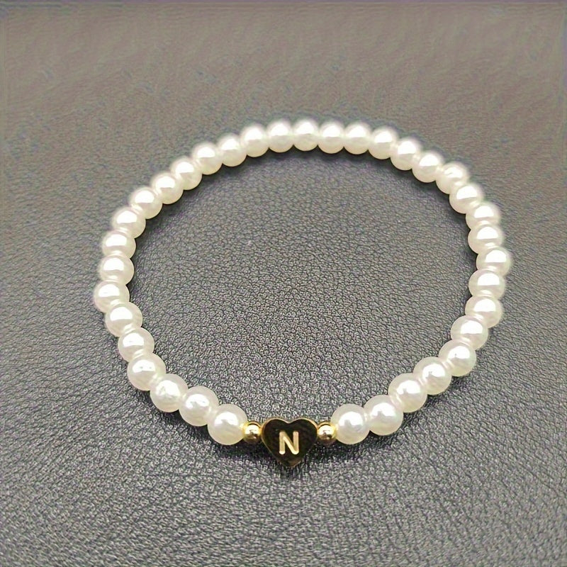 Hot Classic A-Z Heart Lnitial Letter Bracelet Women Temperament Lmitation Imitation Pearl Bead Bracelet for Women Jewelry Gift