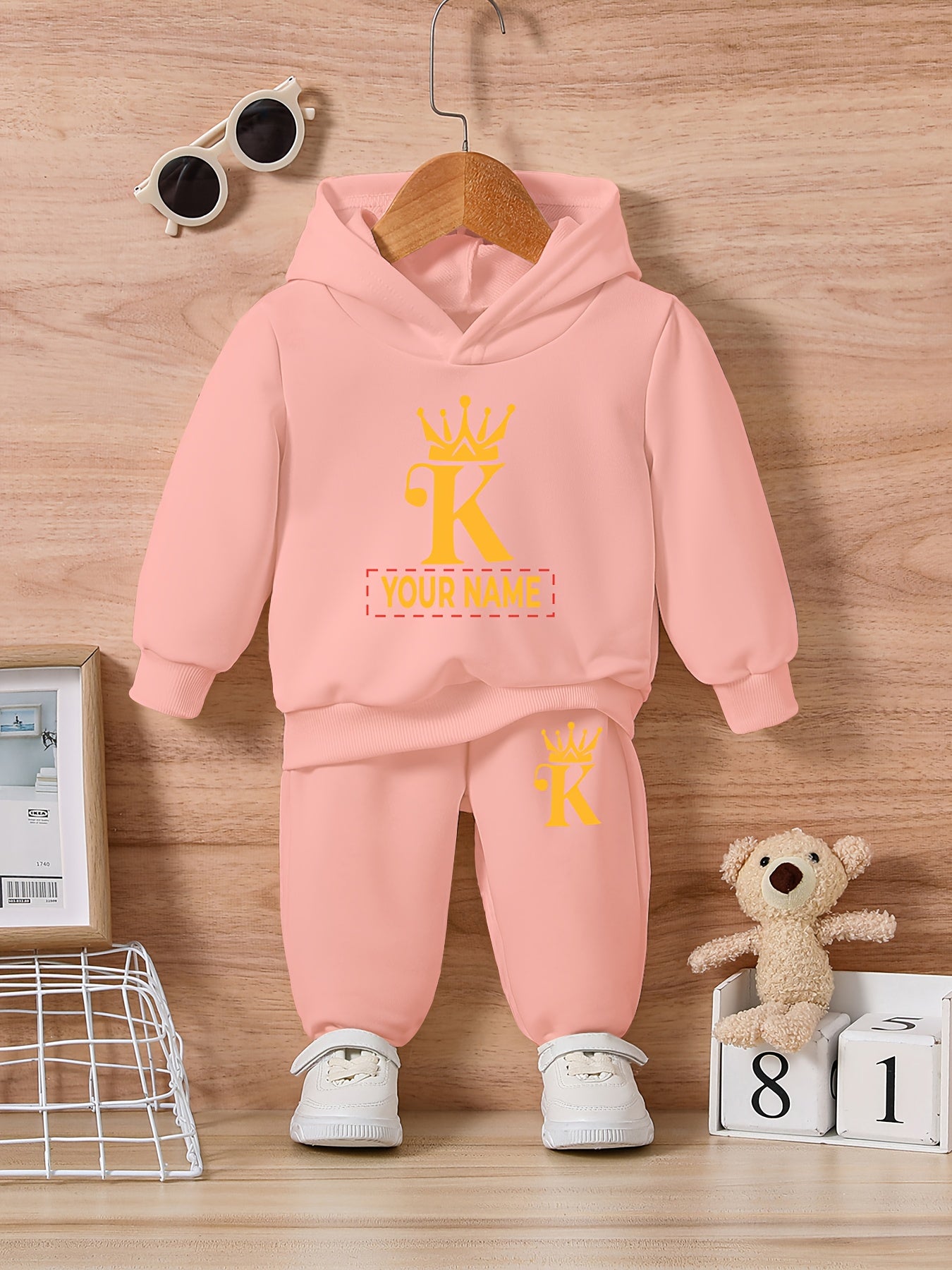 [Customization]Christmas Edition Crown K Custom Kids Fashion Casual Hooded Sweatshirt Set with Personalized Name (Other items not included for), Perfect for Outdoor