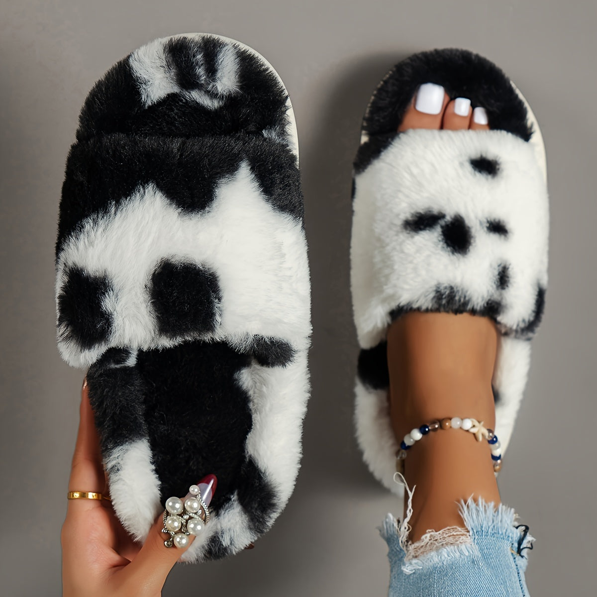 [Warm Fuzzy Slippers] Cozy Fluffy Faux Furry Slippers Suitable for – Warm Soft House Shoes with Open-Toe Platform, Cushioned PVC Sole & Fuzzy Covering, Women Shoes