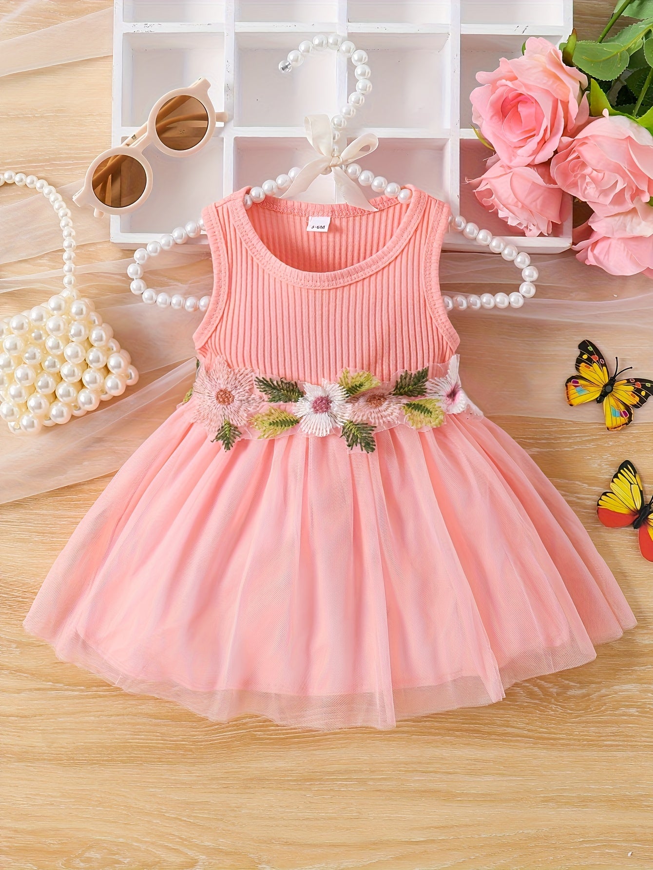 Summer Style Infant and Toddler Girl's Round Neck Waist Flower Decoration Vest Casual Dress,  Development