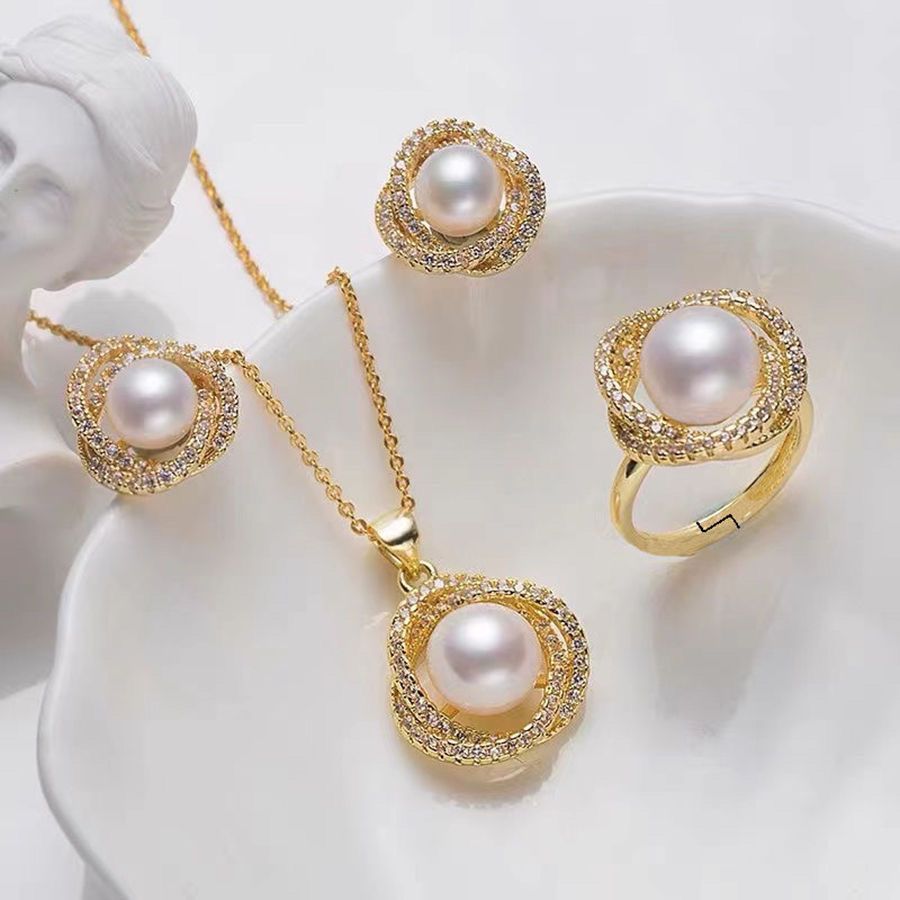 Trendy Angel Wing Zircon Necklace Ins Style High End Unique Collarbone Chain Fashion Jewelry