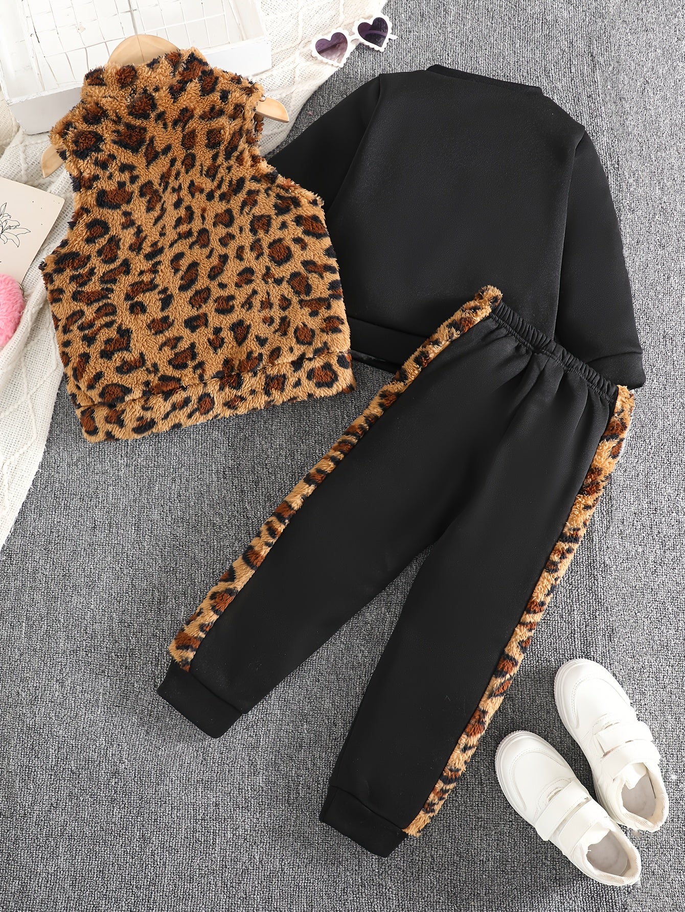 3pcs Girls' Casual Set/Plush Heart Jacquard Vest+Heart Embroidery Top+Plush Patchwork Pants/Warm Autumn Winter Fashion/Perfect for Outings Outdoor Activities