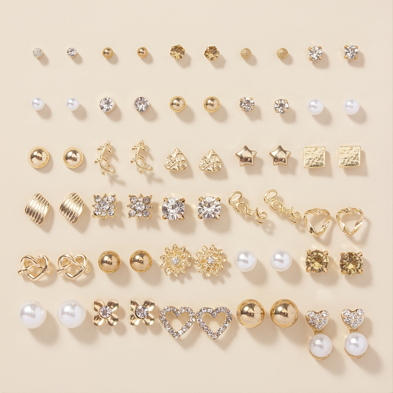 A Set of 30 Stylish Heart-Shaped Letter Stud Earrings