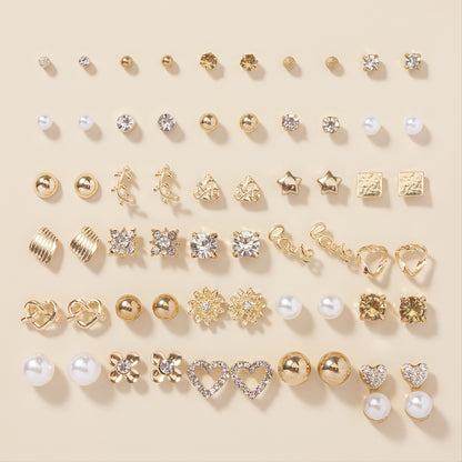 A Set of 30 Stylish Heart-Shaped Letter Stud Earrings