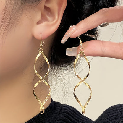 Popular Women'S Earrings, a Pair of Stylish And Unique Spiral Curved Wave Design, Perfect As a New Year Gift