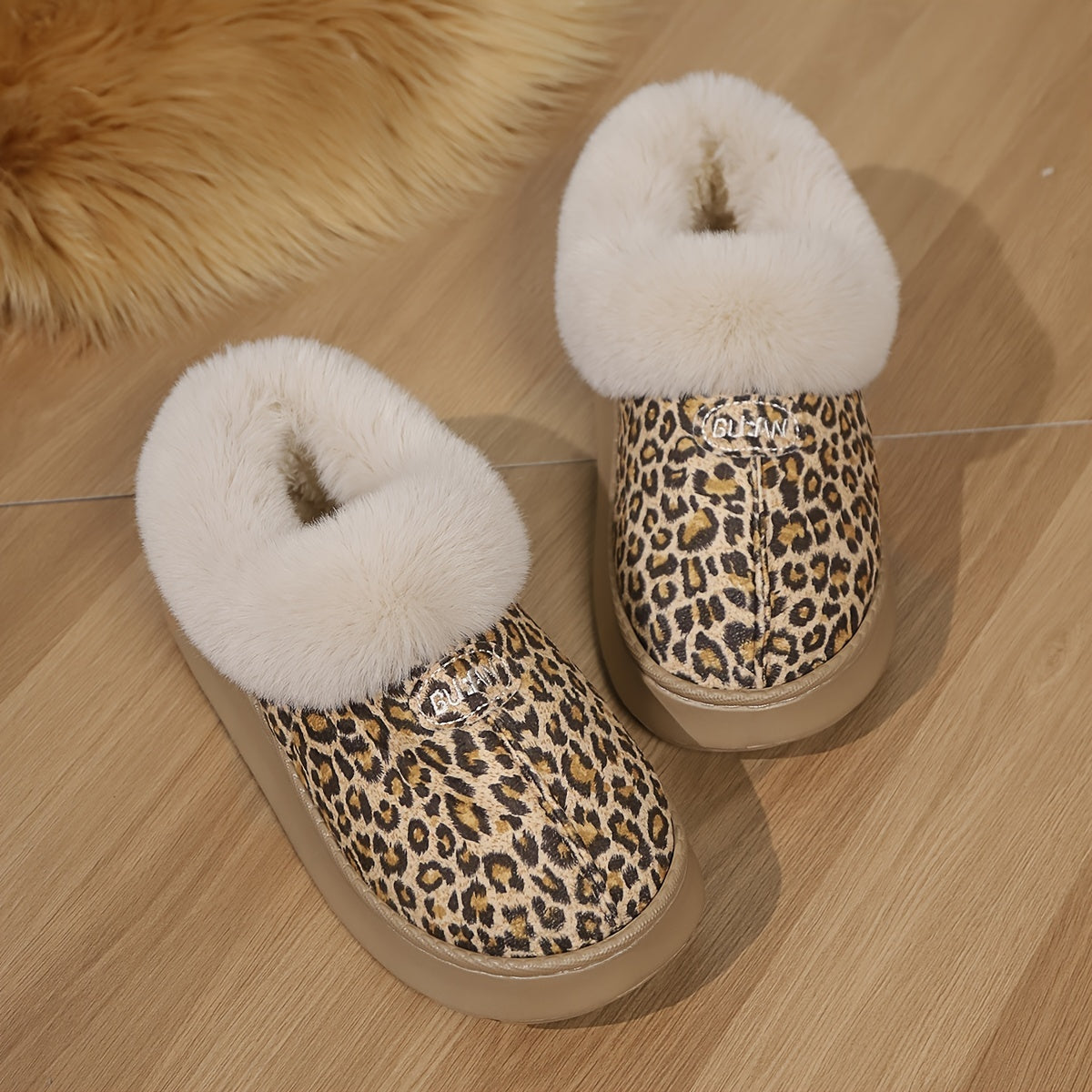 New Stylish Slippers for Autumn And Winter, Fashionable Indoor And Outdoor Fuzzy Slides for Couples