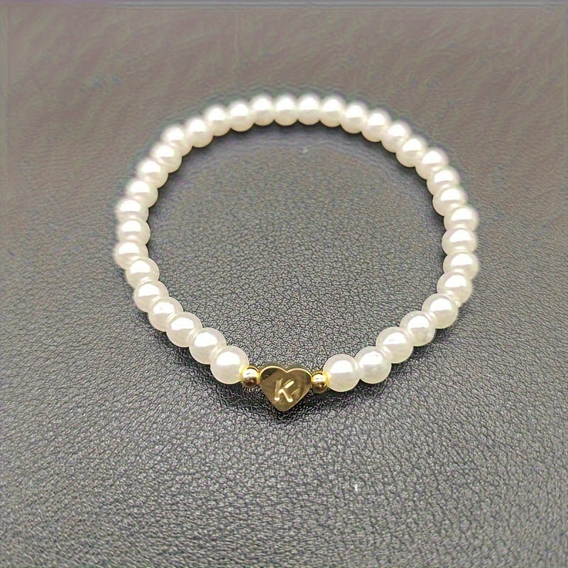 Hot Classic A-Z Heart Lnitial Letter Bracelet Women Temperament Lmitation Imitation Pearl Bead Bracelet for Women Jewelry Gift
