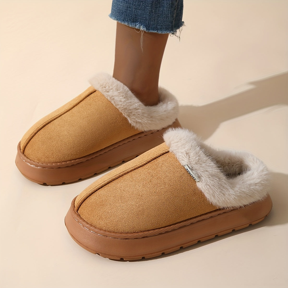 Fashionable And Elegant Short-Haired Plush Warm Thick-Soled EVA Slippers with a Color-Matched Sole., Women Shoes