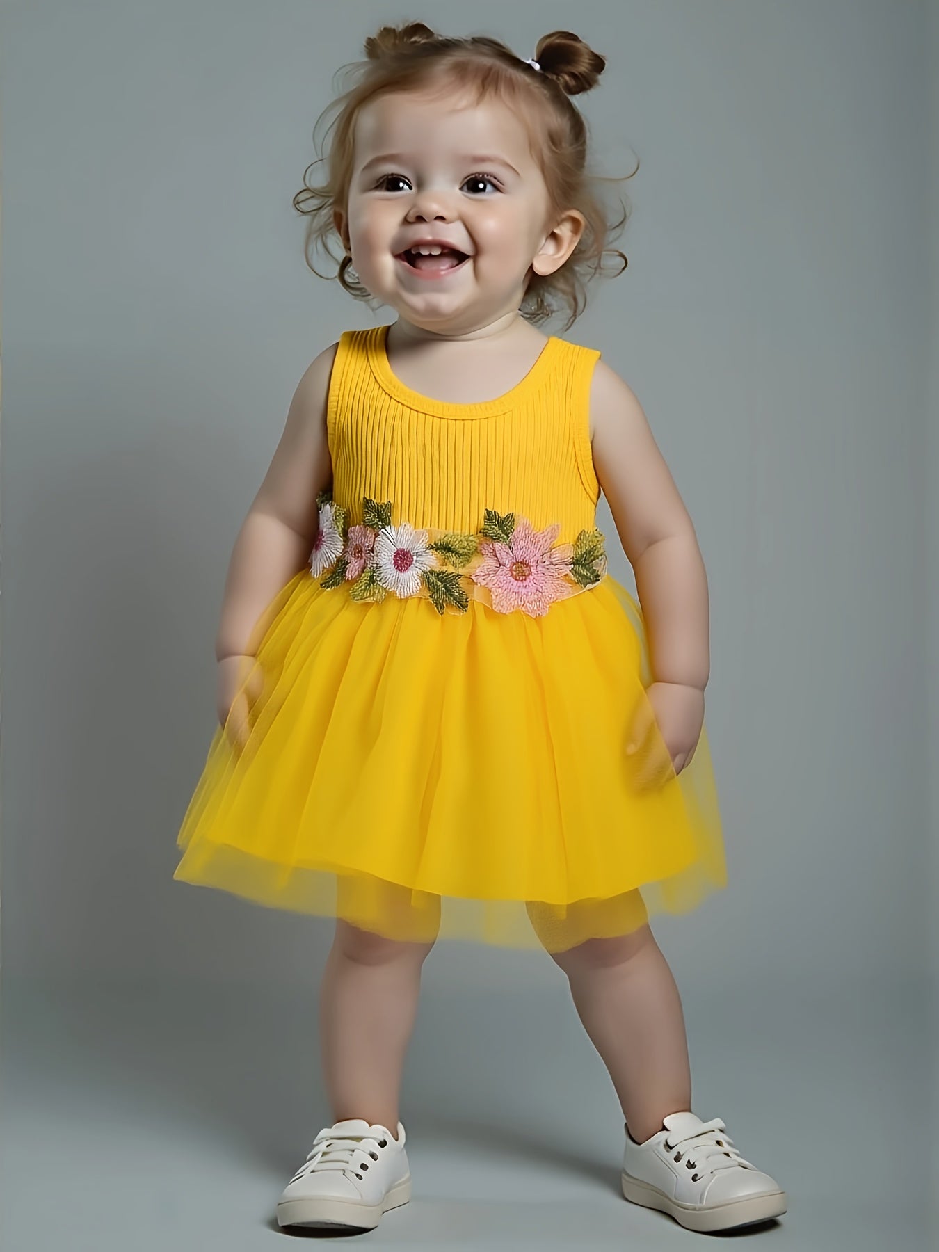 Summer Style Infant and Toddler Girl's Round Neck Waist Flower Decoration Vest Casual Dress,  Development