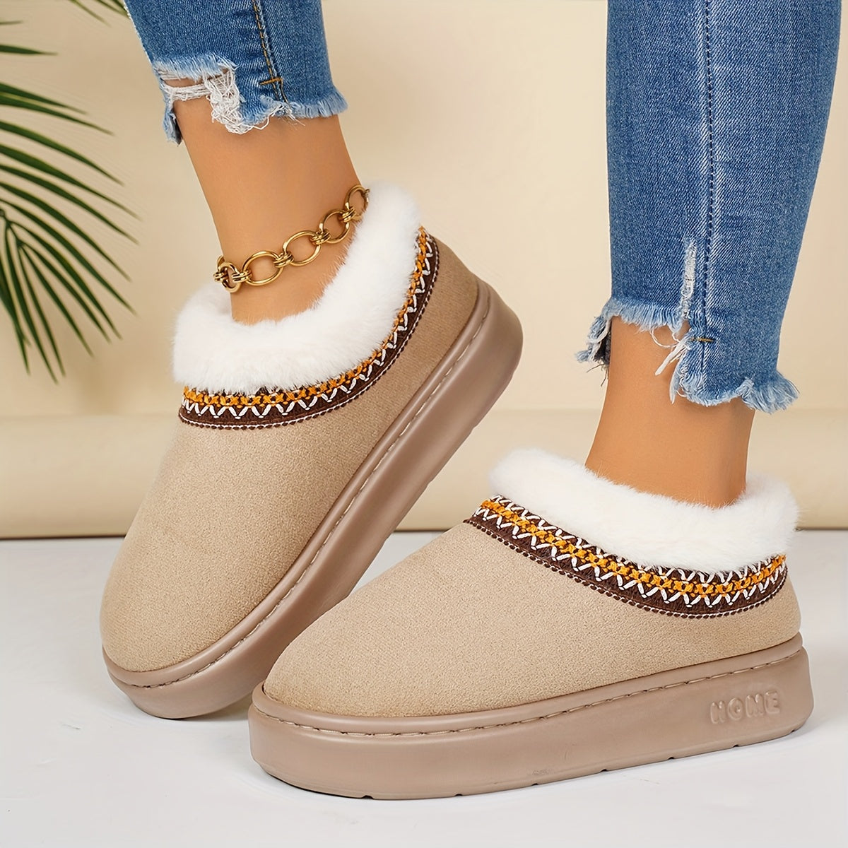 Winter Warm Short Boot Shoes, Simple and Elegant. New Winter Plush Slippers, Made with Soft and Skin-friendly Materials. Ethnic-style Versatile Shoes, Women Shoes