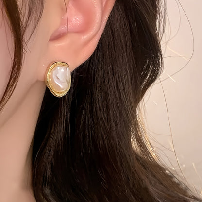 Vintage Elegant Golden-Tone Zinc Alloy Chic Irregular Oval Imitation Pearl Stud Earrings for Women - Stainless Steel Posts, Perfect for Daily Wear, Sophisticated Jewelry|Luxury Feel Earrings|Faux Pearl Earrings, Vintage Earrings