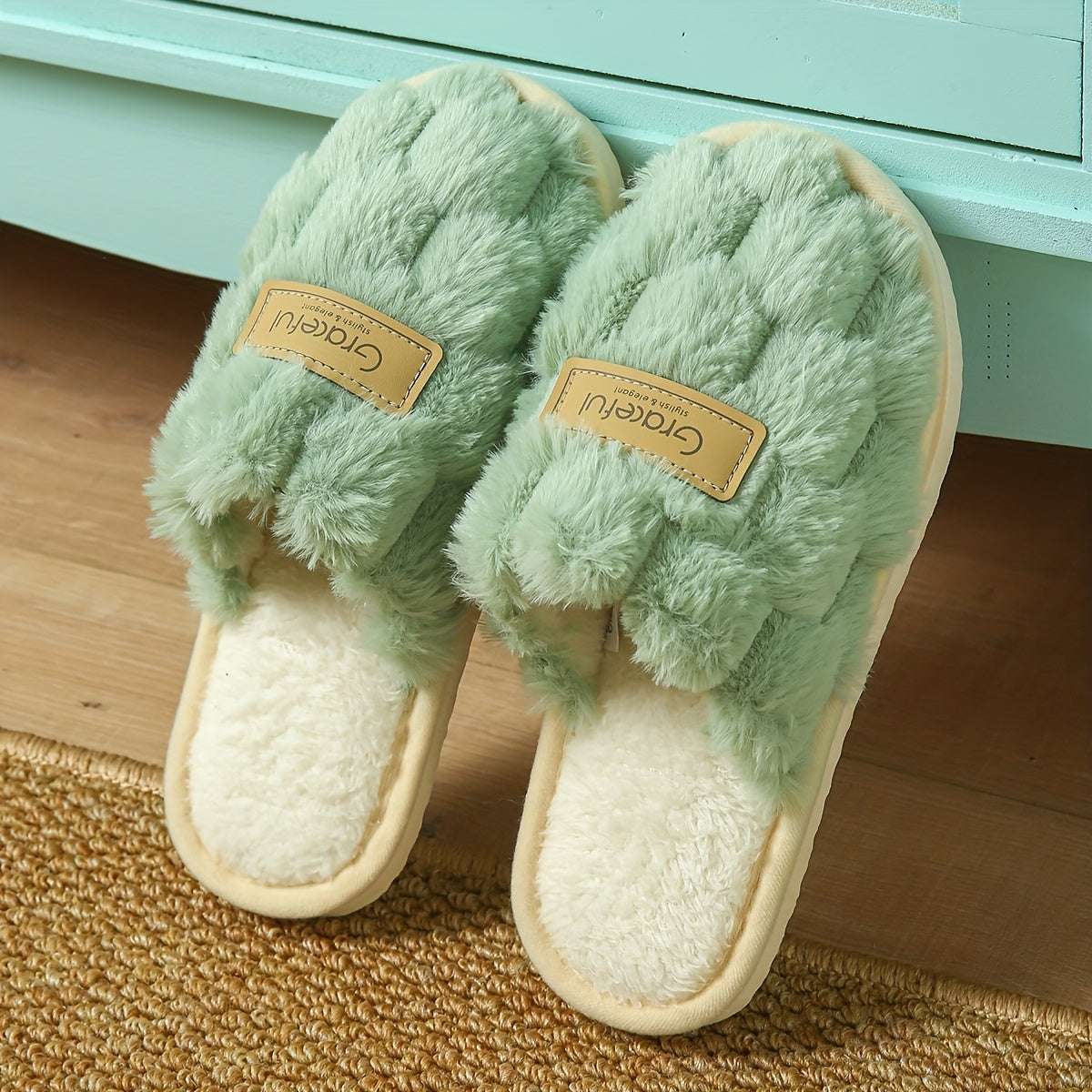 Elegant Women'S Indoor Fluffy Slippers for Winter, Stylish And Easy House Shoes with Plush Warmth., Women Shoes