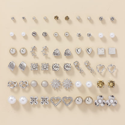A Set of 30 Stylish Heart-Shaped Letter Stud Earrings