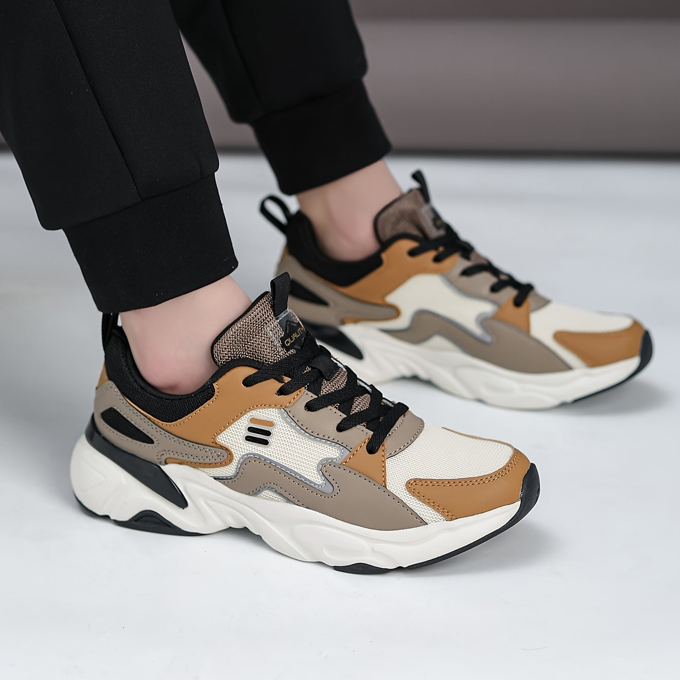 New Men's Casual Shoes, Breathable Trendy Design, Thick-Soled Sneakers with Laces, Lightweight, Versatile, Fashionable, Suitable for Outdoor, Casual, Daily Wear, Running, Sports, and Everyday Comfort