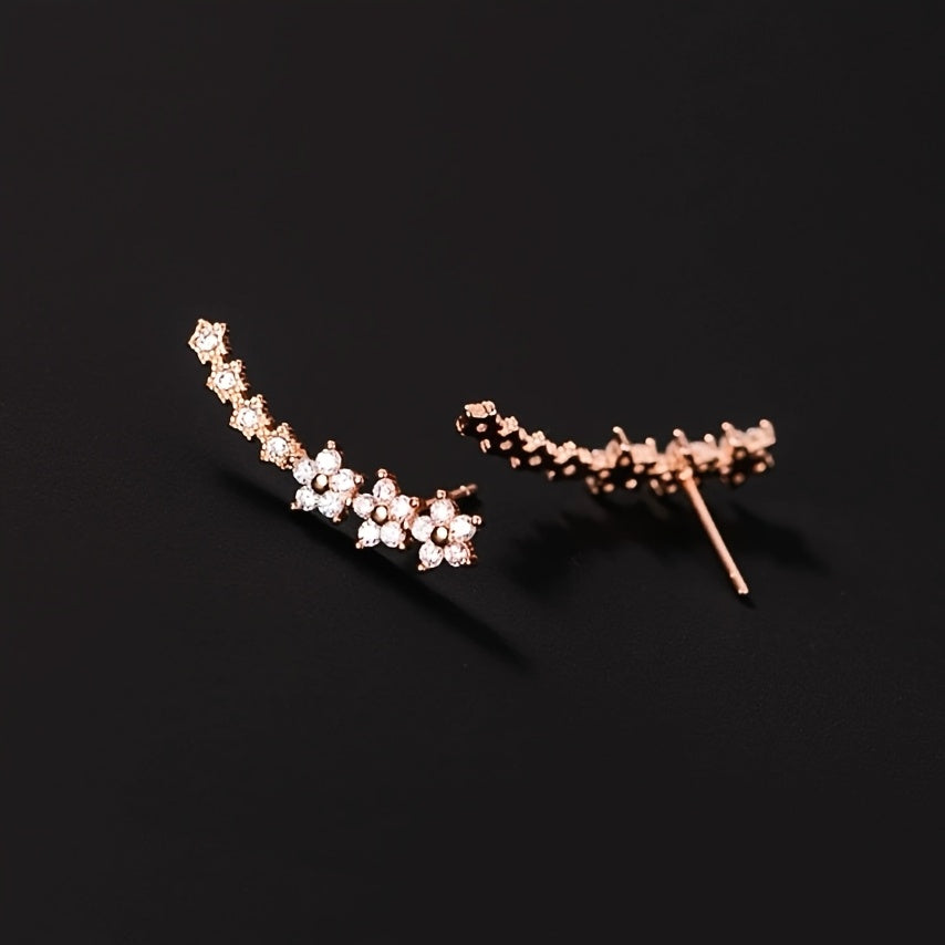 A Pair of Elegant And Luxurious Flower-Shaped Earrings Adorned with Rhinestones, Perfect for Women'S Weddings And Suitable for Daily Gatherings, Parties, And Vacations. an Ideal Gift for Birthdays And Valentine'S Day