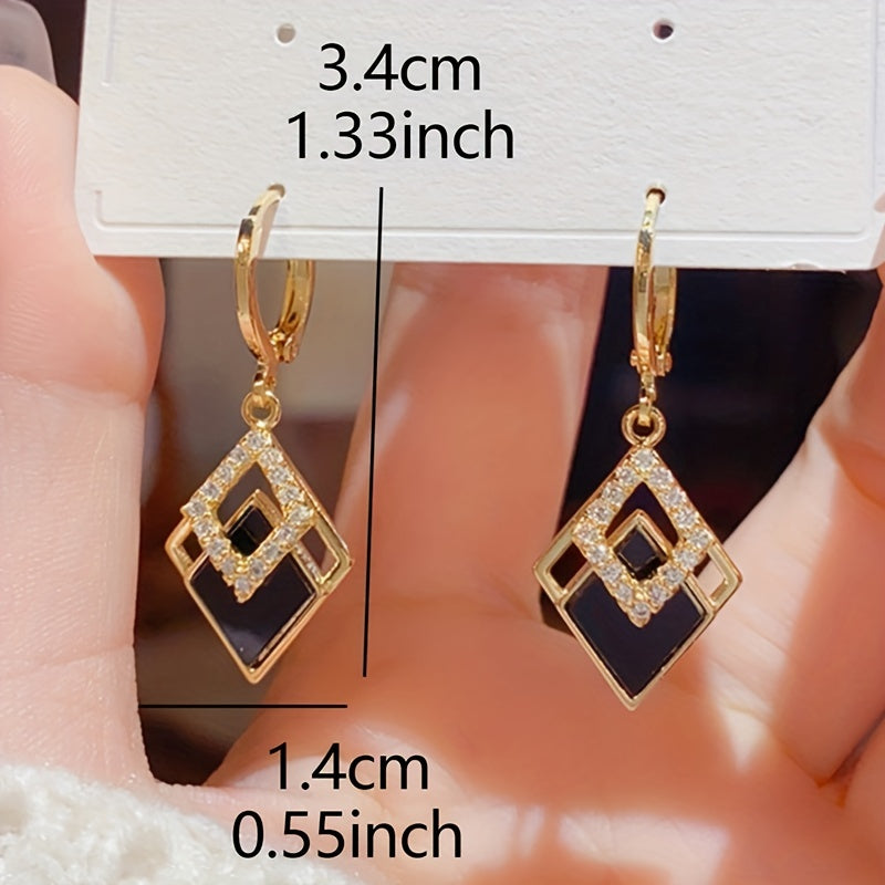 A Pair of Simple, Niche, Lightweight, and Luxurious Double Rhombus Hollowed-out Women's Ear Pendants, Suitable for Daily Gatherings, Gifts, and Year-round Wear.