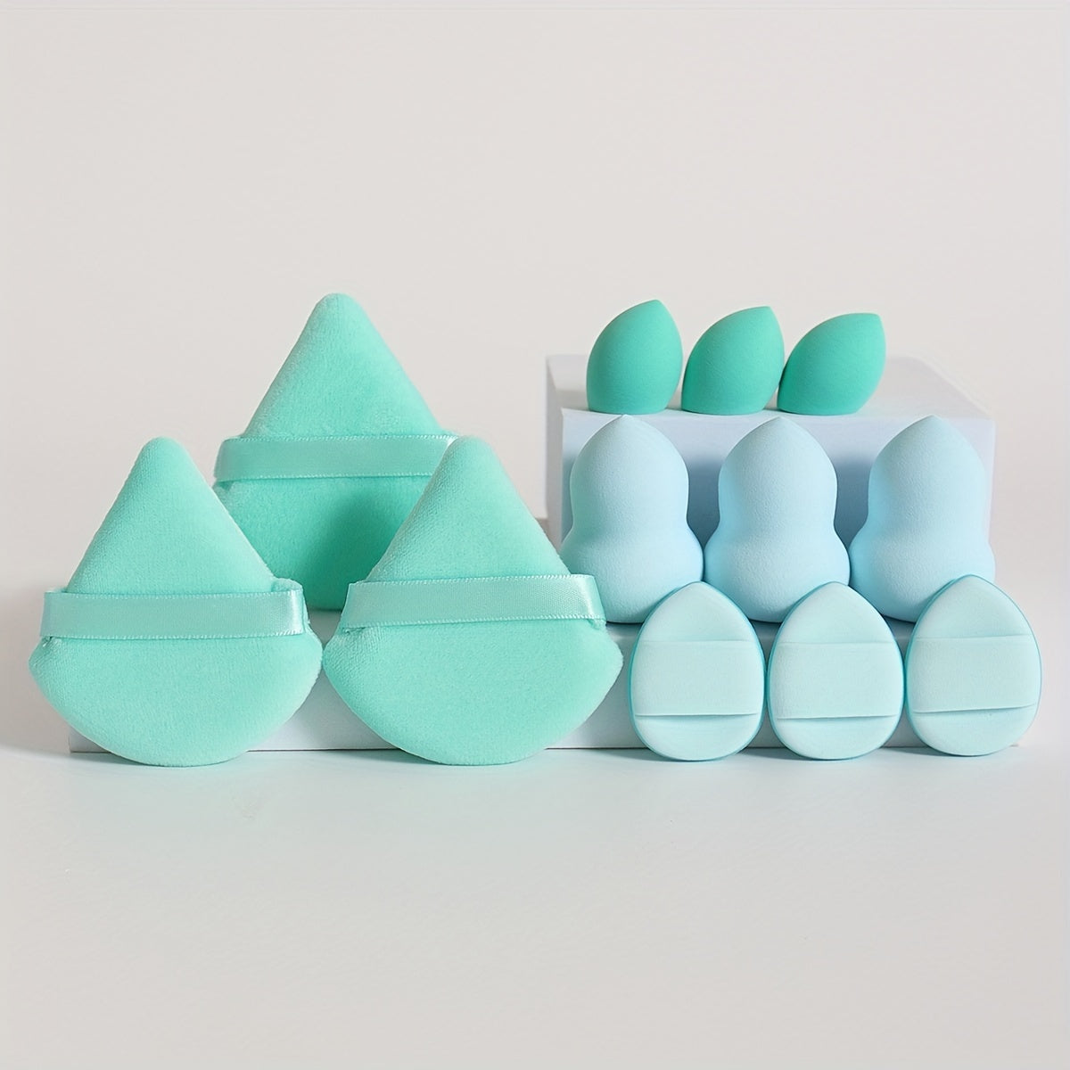 This 12pcs All-In-One Makeup Sponge Set Includes 3 Loose Powder Puffs, 3 Mini Cushion Sponges, 3 Makeup Sponges, And 3 Mini Makeup Sponges. These Sponges Are Perfect for Blending Liquids, Creams, And Powders. Latex-Free, Wet And Dry Use