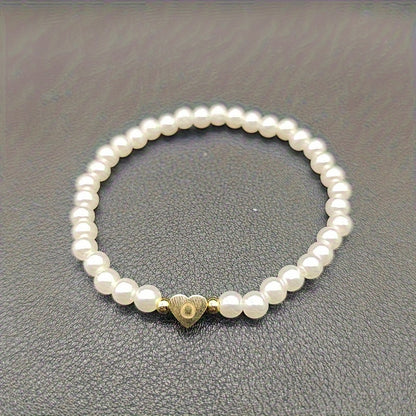 Hot Classic A-Z Heart Lnitial Letter Bracelet Women Temperament Lmitation Imitation Pearl Bead Bracelet for Women Jewelry Gift