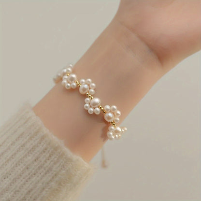 A Sweet And Exquisite Faux Pearl Cat Paw Bracelet for Women, Featuring a High-End Design That Is Versatile And Fashionable