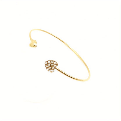 A Minimalist Style Heart-Shaped Open Bracelet for Women, Adorned with Sparkling Rhinestones, Featuring Handcrafted Jewelry Decorations (The Number of Artificial Diamonds May Vary)