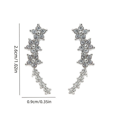 A Pair of Elegant And Luxurious Flower-Shaped Earrings Adorned with Rhinestones, Perfect for Women'S Weddings And Suitable for Daily Gatherings, Parties, And Vacations. an Ideal Gift for Birthdays And Valentine'S Day
