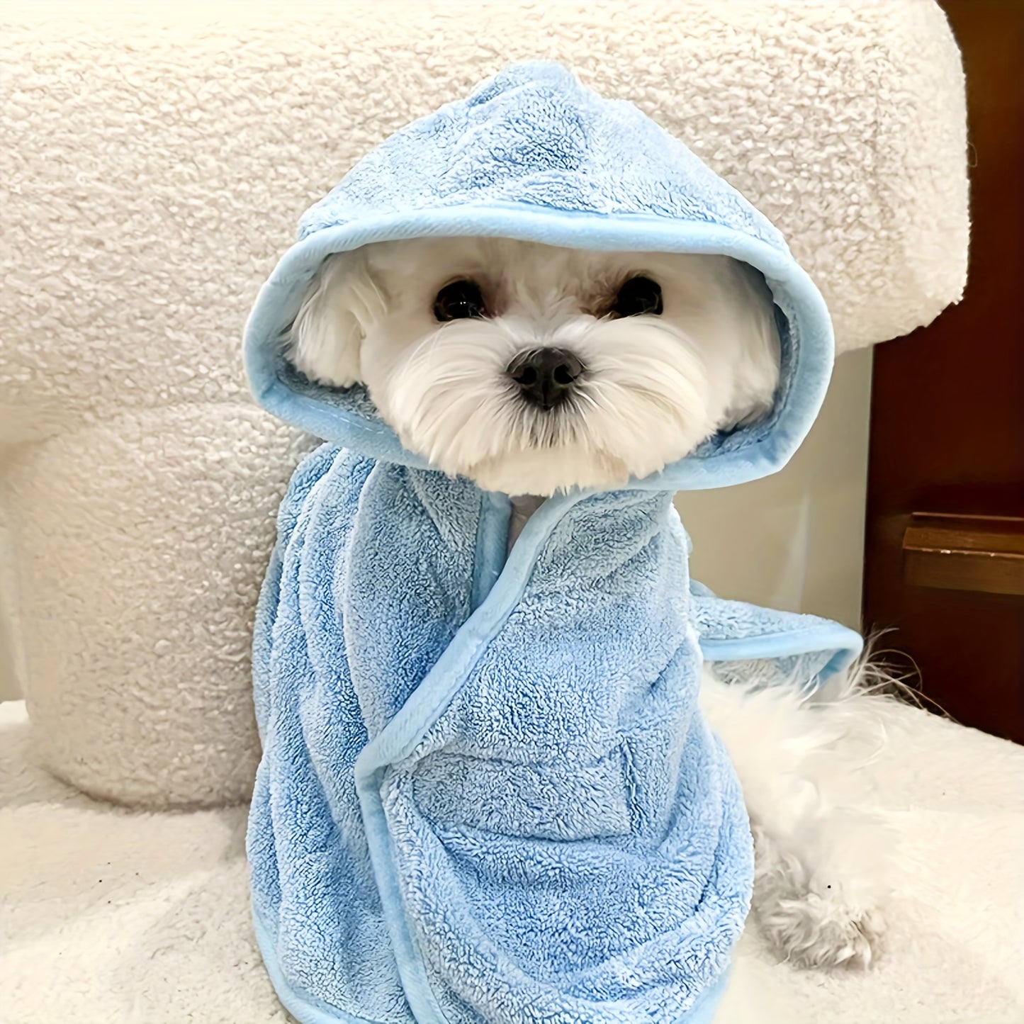 [Ultra-Soft Pet Bathrobe] Ultra-Soft Pet Bathrobe for Small & Medium Dogs & Cats | Quick-Dry, All-Season, Lightweight Design with Safety Closure, Easy-Button Entryway, Machine Washable, Cozy Fleece-Lined for Warmth