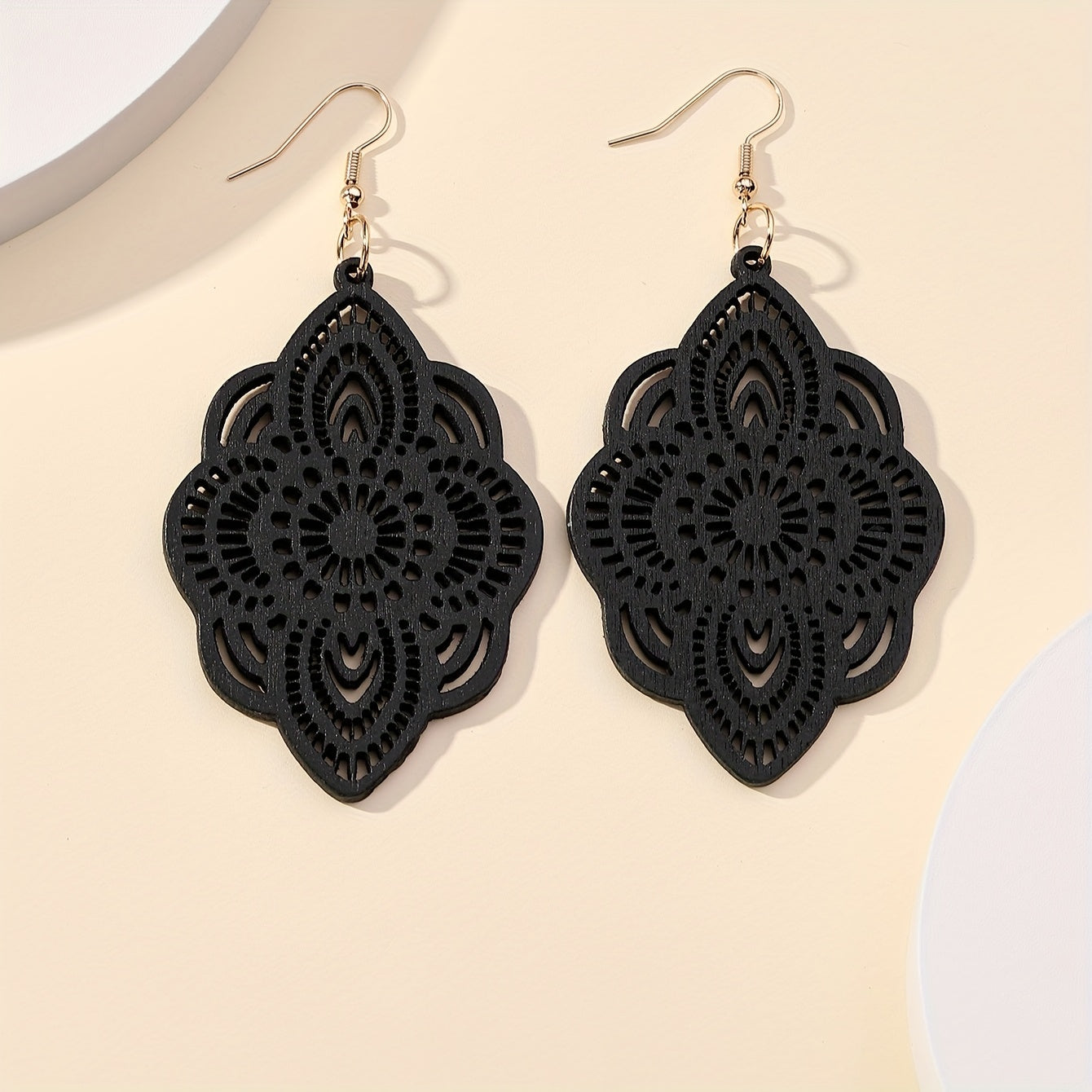 1 Pair Wood Lace Earrings with Delicate Wood Beads - Vintage Elegant Everyday Suitable for Daily Wear & Special Occasions, Year-Round Neutral Wood Grain