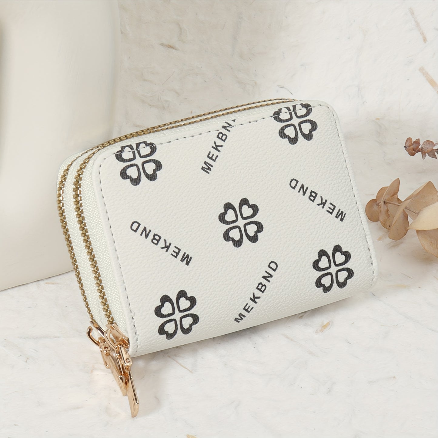 Stylish Double-Zippered Coin Purse for Credit Cards, Made from High-Quality. This Easy And Casual Multi-Card Holder Is Ideal for Outdoor Activities, Travel, And Returning to School