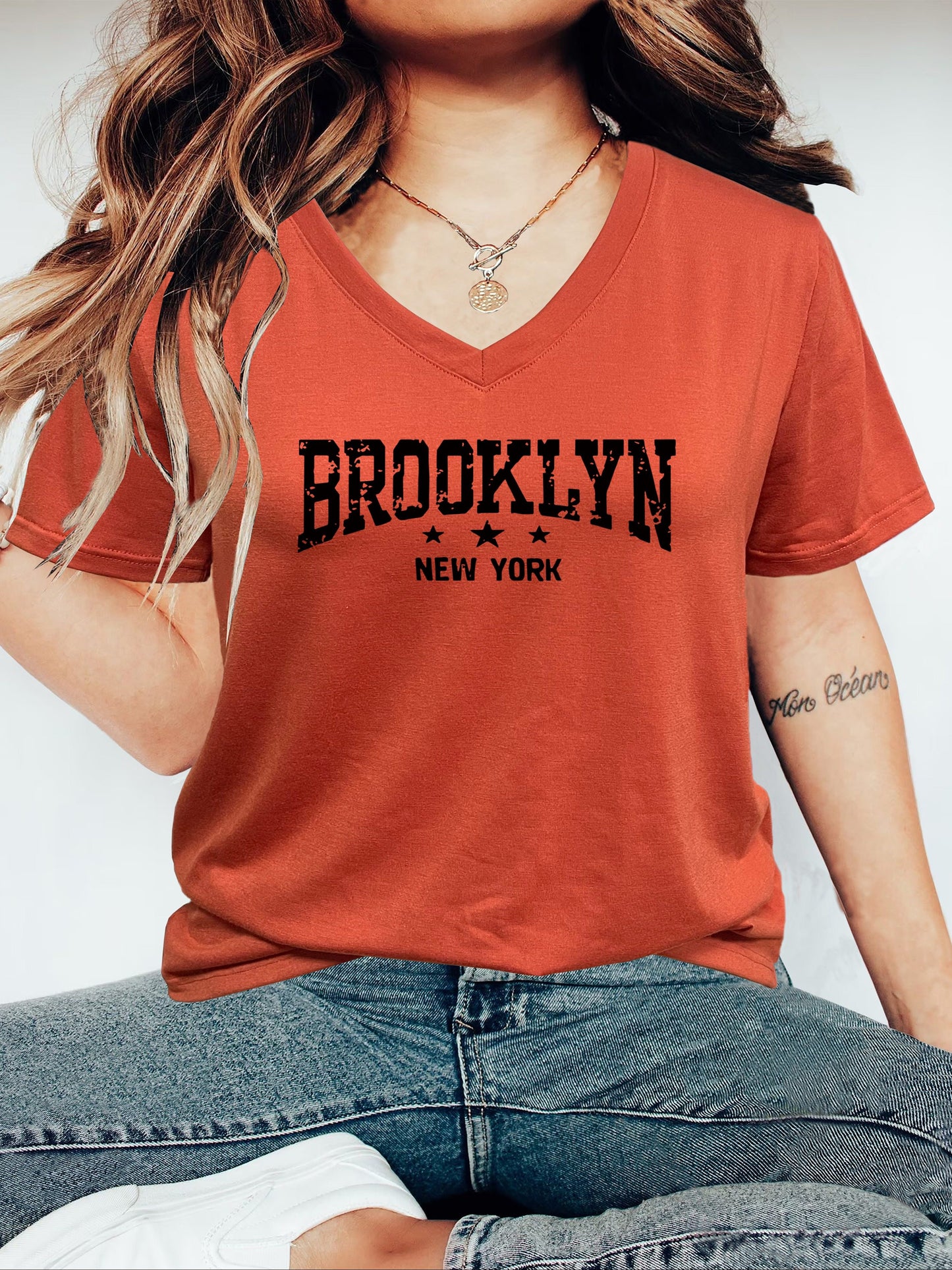 Women's V-neck T-shirt with Alphabet Print