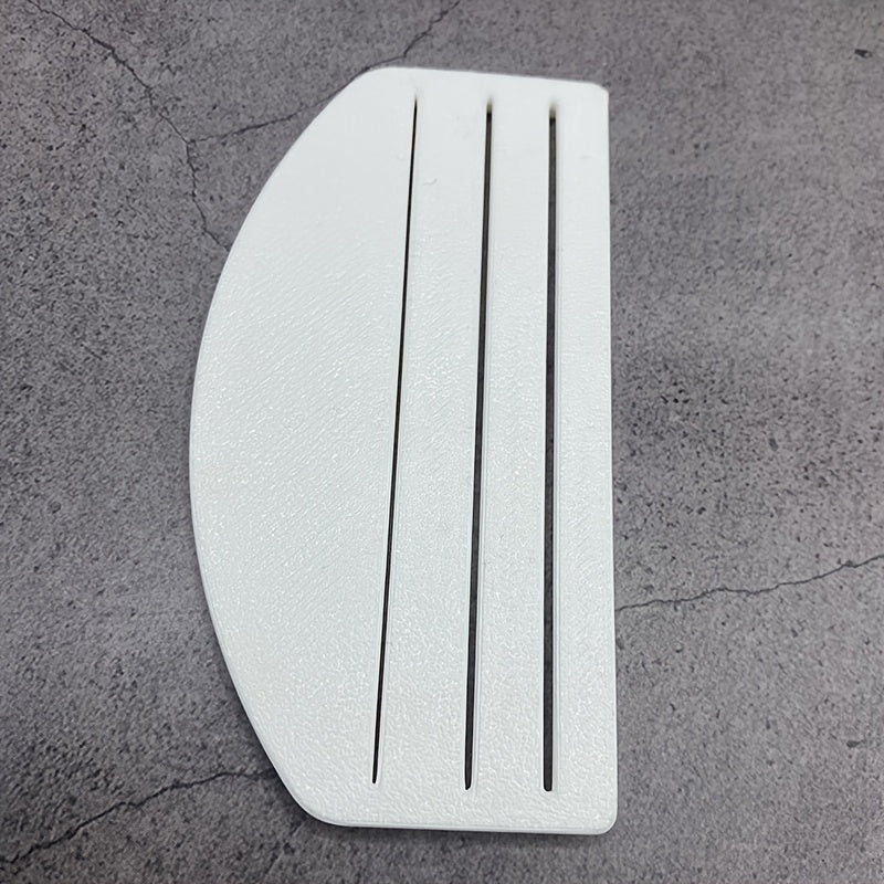 Cat Food Squeezer/Heavy-Duty Plastic Pet Food Dispenser/Non-Slip Base/Easy-Open Lid/No Assembly Needed/Compact Design/Durable Plastic/Random Color/Without Battery