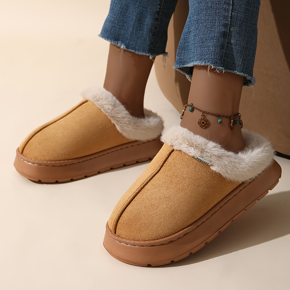 Fashionable And Elegant Short-Haired Plush Warm Thick-Soled EVA Slippers with a Color-Matched Sole., Women Shoes