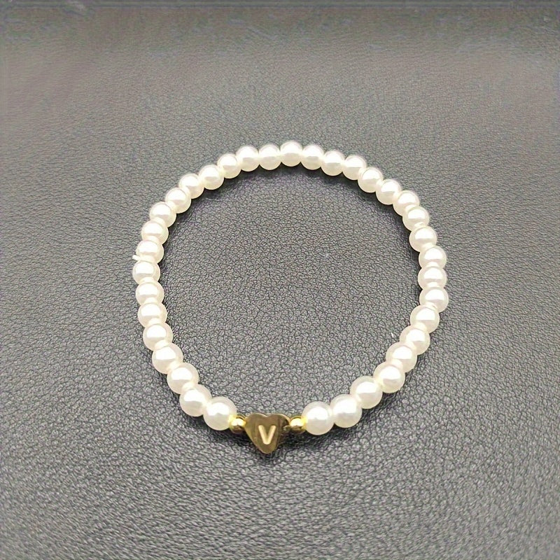 Hot Classic A-Z Heart Lnitial Letter Bracelet Women Temperament Lmitation Imitation Pearl Bead Bracelet for Women Jewelry Gift