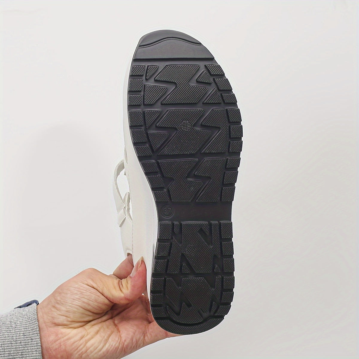 A Pair of Women's Wedge Sandals with Hidden Height Increase, Fashionable and Versatile Casual Sneakers, Women Shoes
