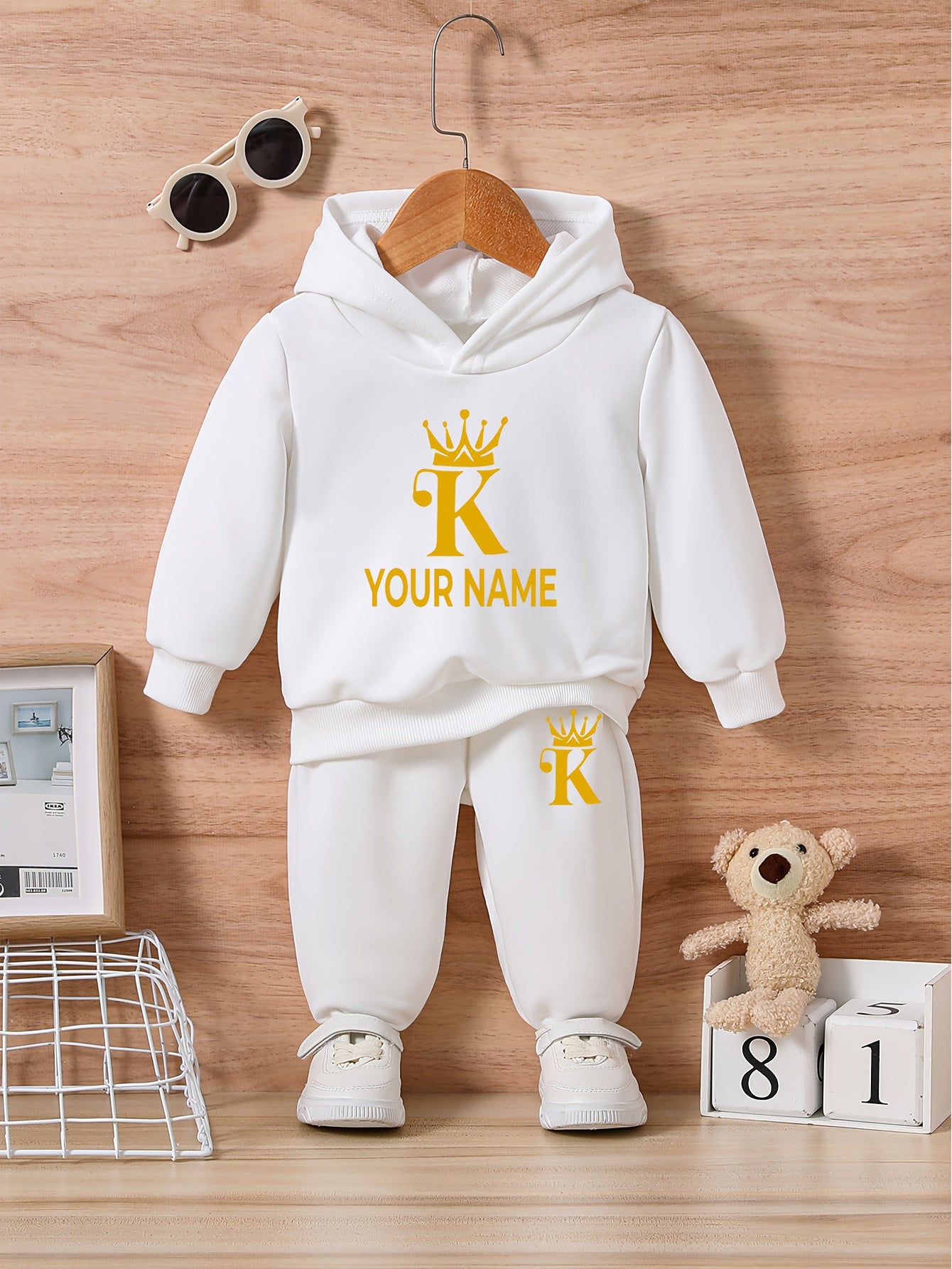 [Customization]Christmas Edition Crown K Custom Kids Fashion Casual Hooded Sweatshirt Set with Personalized Name (Other items not included for), Perfect for Outdoor